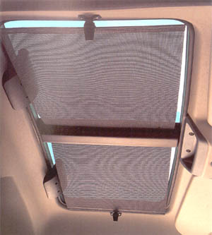 Genuine Factory OEM Retractable Sun Blind for Land Rover Freelander SE3 