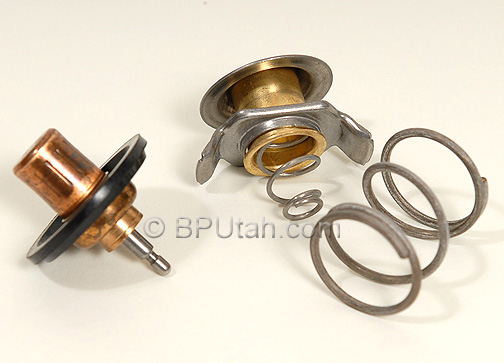 Land Range Rover Sport LR3 Factory Genuine OEM Thermostat 
