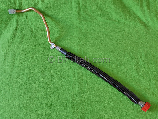 Factory Genuine OEM Engine Oil Cooler Pipe for Land Rover Discovery Series II 