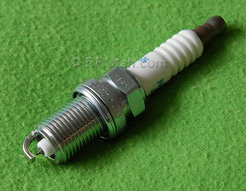 Land Range Rover Sport Supercharged LR3 Genuine OEM Factory Spark Plug 