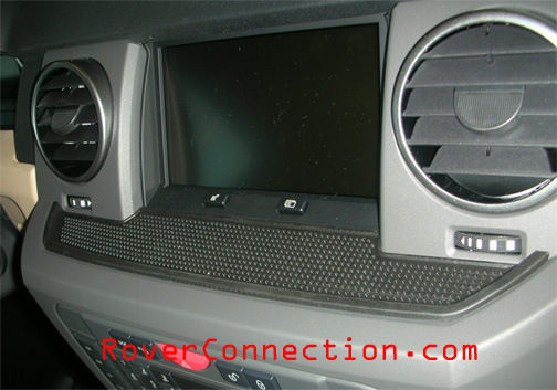 Land Rover LR3 Dash Mat