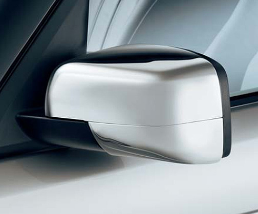 Range Rover LR2 Lower Chrome Side Mirror Covers 